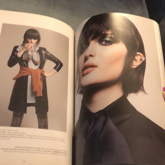 CHANEL MAGAZINE • EDITION 14 • FALL/WINTER 2016-2017 - Picture 10 of 17